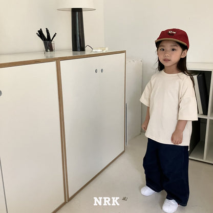[PRE-ORDER] Tan Slit T-Shirts