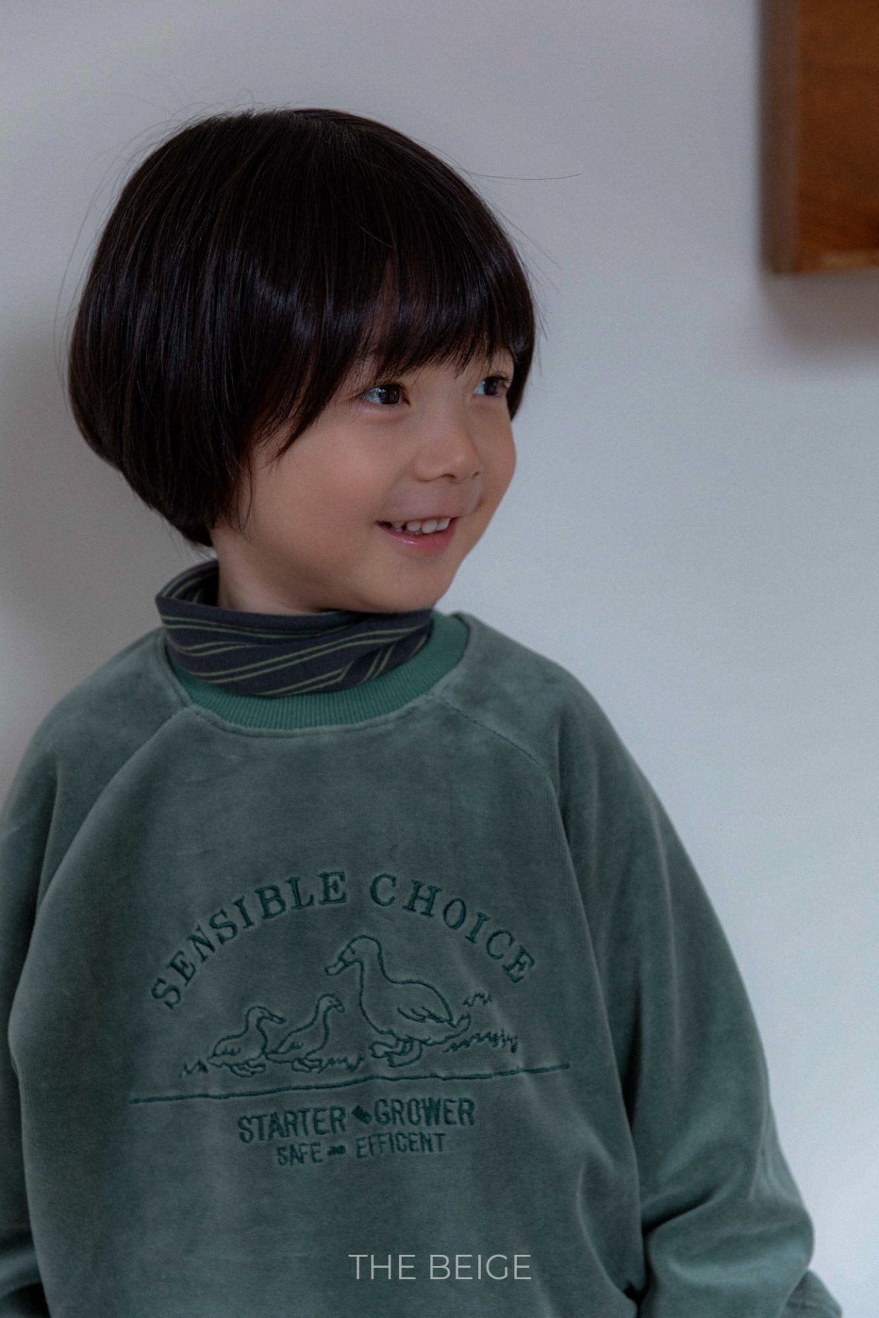 [PRE-ORDER] Velour Sweatshirts