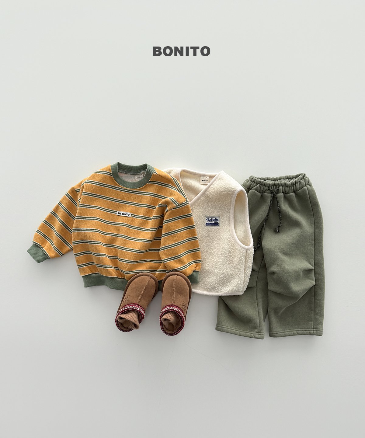 [PRE-ORDER] Knee Tuck Pants