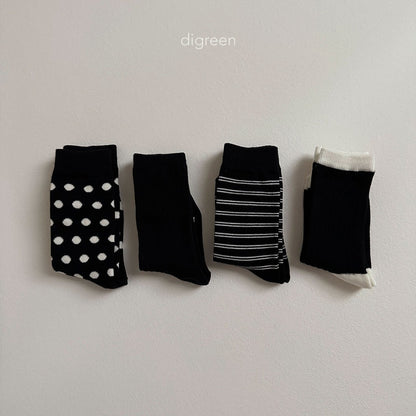 [PRE-ORDER] Together Black Socks Set