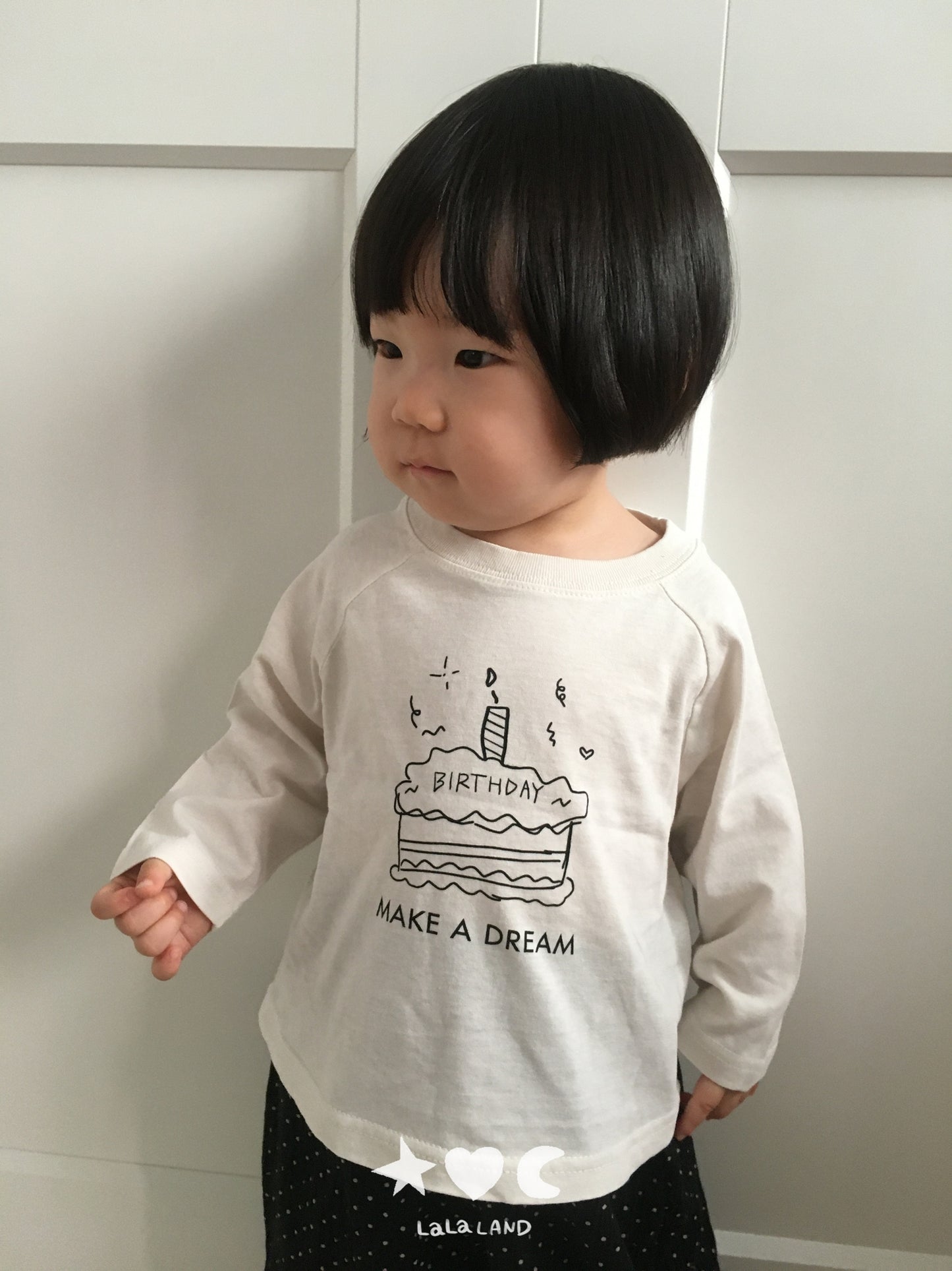 [PRE-ORDER] Happy Raglan Baby T-Shirts
