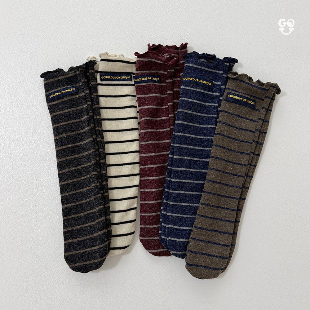 [PRE-ORDER] Chewy Knee Socks