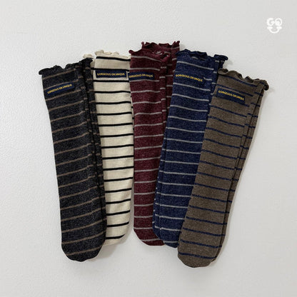 [PRE-ORDER] Chewy Knee Socks