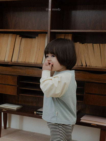 [PRE-ORDER] Cozy Raglan T-Shirts