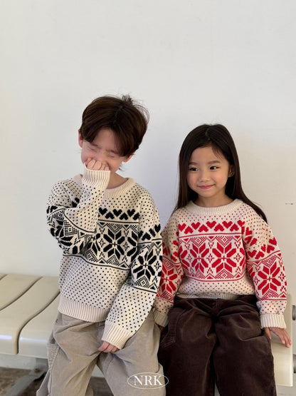 [PRE-ORDER] Heart Sweater Top