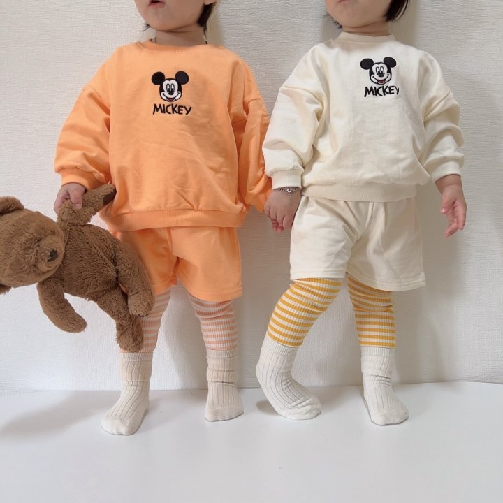 [PRE-ORDER] Mickey Embroidery Top Bottom Set