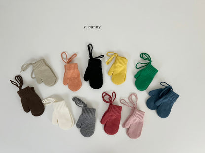 [PRE-ORDER] Mittens