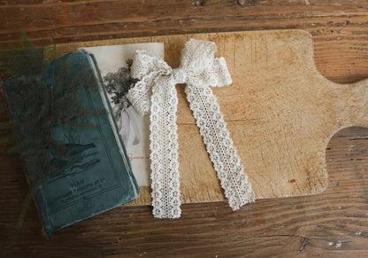 [PRE-ORDER] Sable Lace Hair Pin