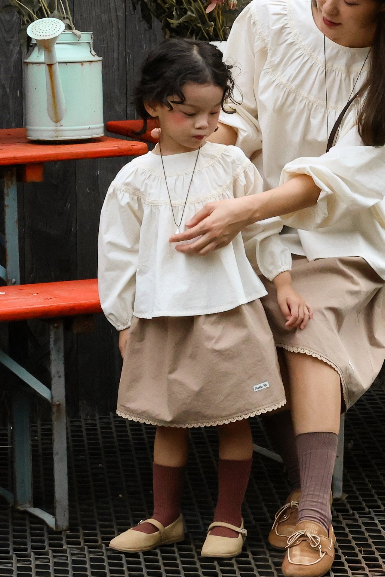 [PRE-ORDER] Devon Blouse (Mom Couple)