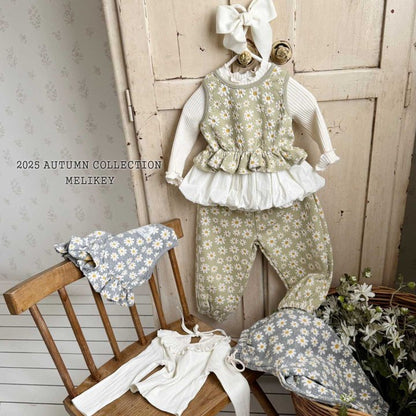 [PRE-ORDER] Big Daisy Vest