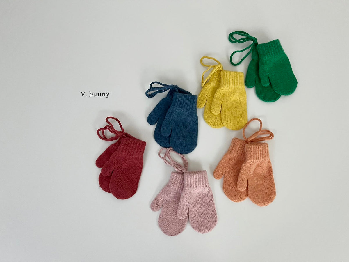[PRE-ORDER] Mittens