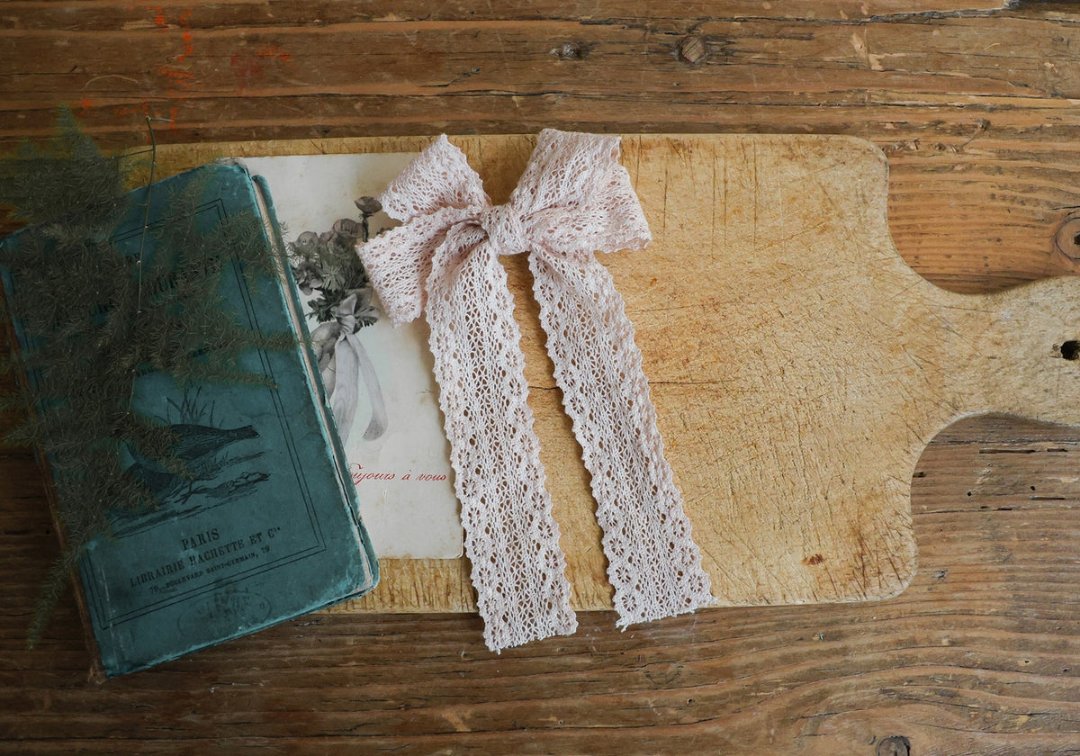 [PRE-ORDER] Sable Lace Hair Pin