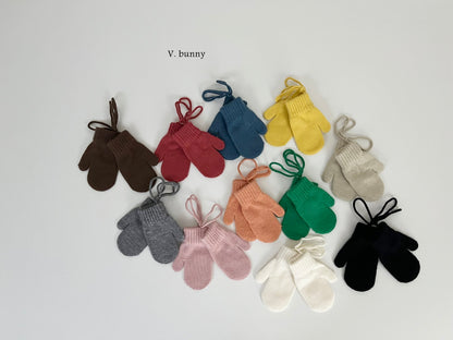 [PRE-ORDER] Mittens