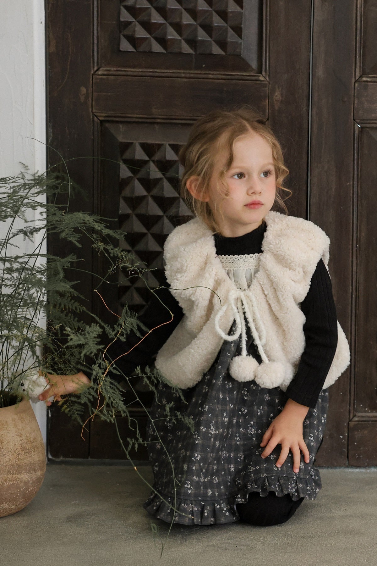 [PRE-ORDER] Elle Fur Vest