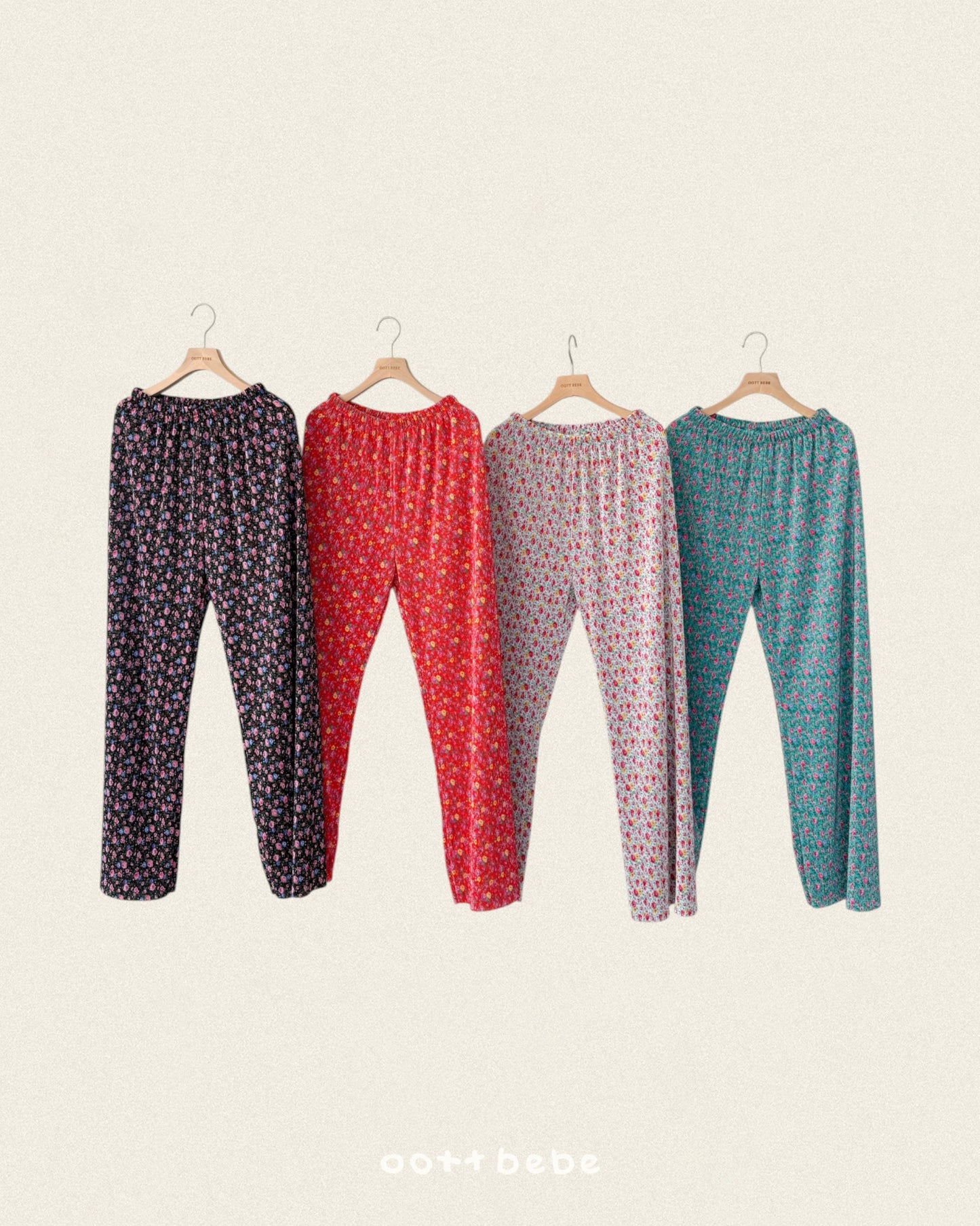 [PRE-ORDER] Flower Pleats Mom Pants