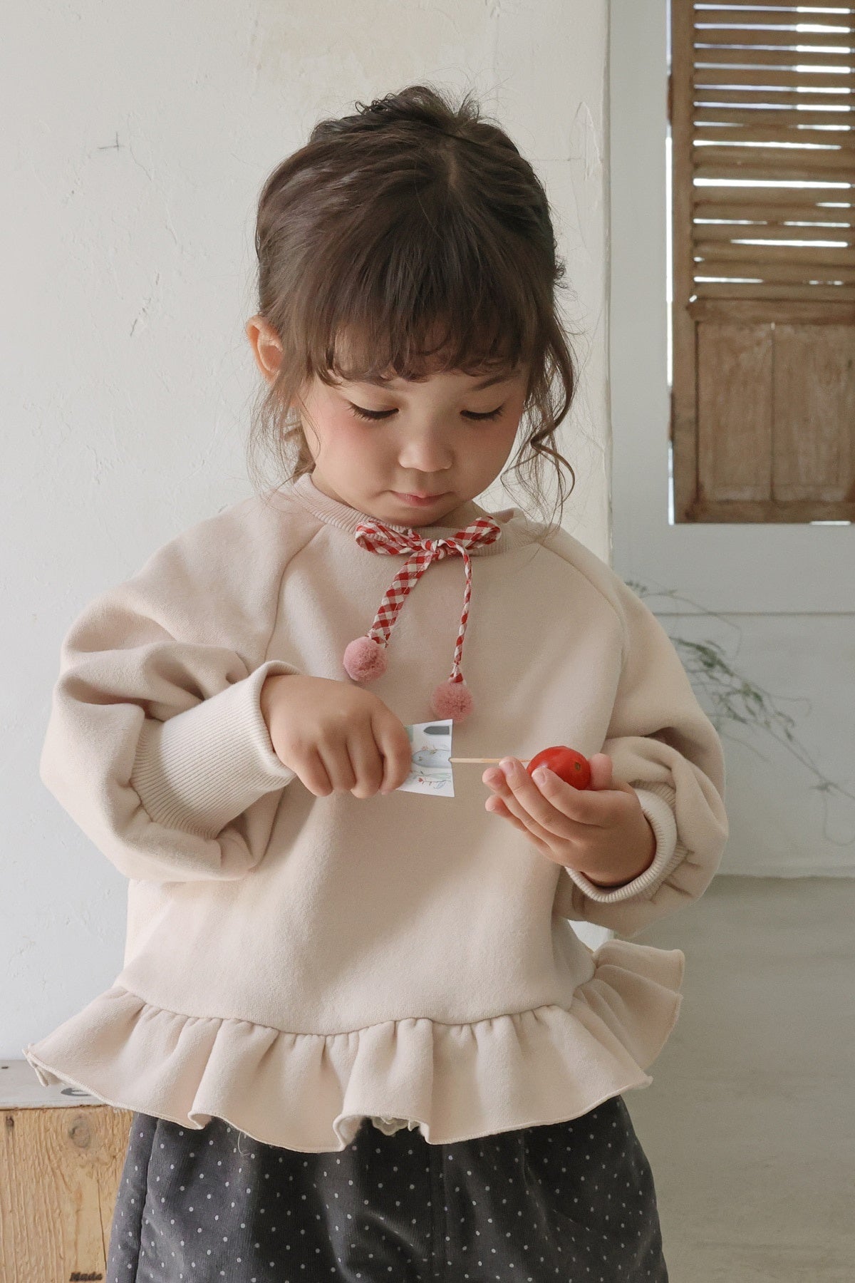 [PRE-ORDER] Anna Sweatshirts