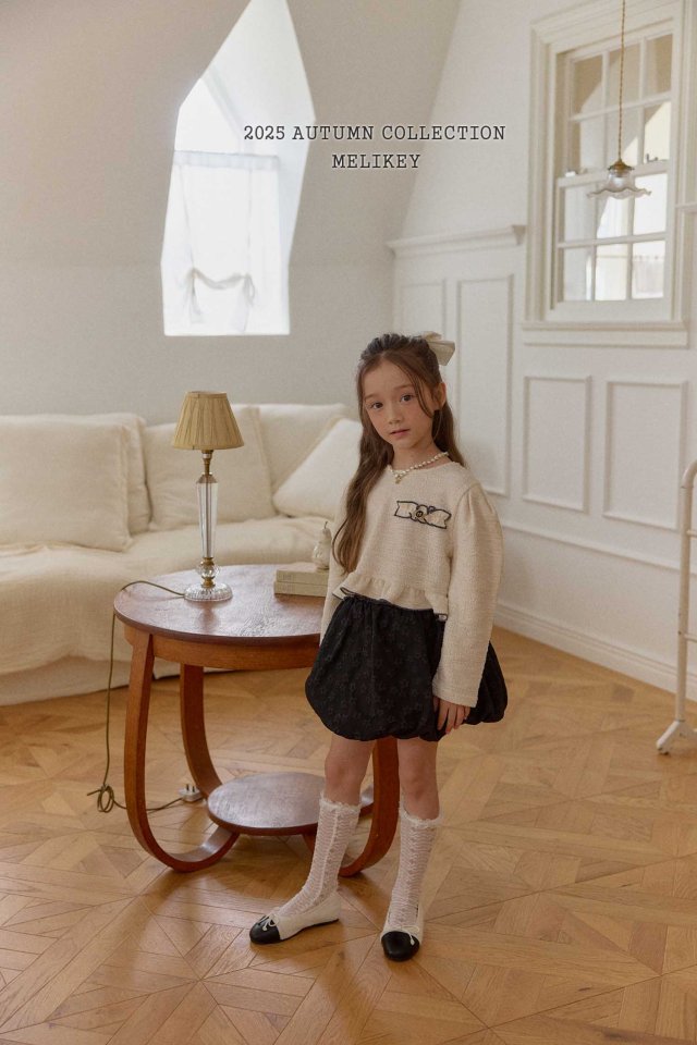 [PRE-ORDER] Awesome Lace Socks