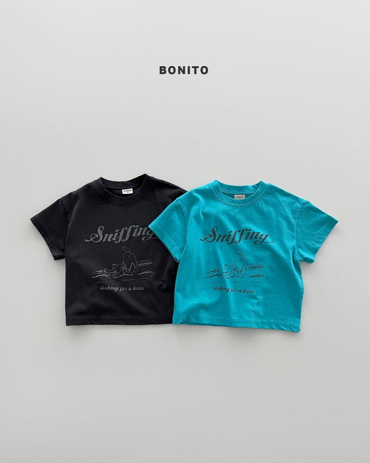 [PRE-ORDER] Sniffing T-Shirts