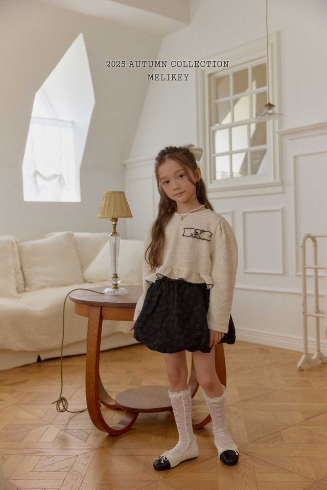 [PRE-ORDER] Awesome Lace Socks