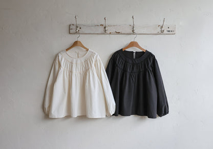 [PRE-ORDER] Devon Blouse (Mom Couple)