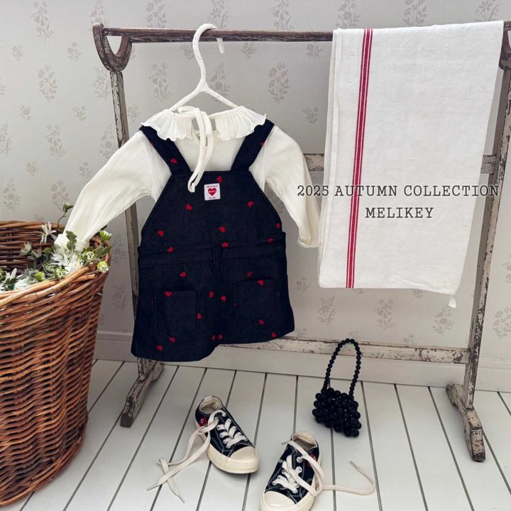 [PRE-ORDER] Petit Frill T-Shirts