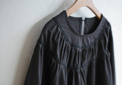 [PRE-ORDER] Devon Blouse (Mom Couple)