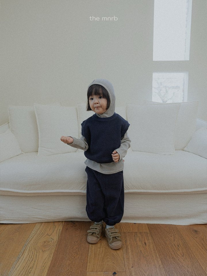 [PRE-ORDER] Little Hoodie T-Shirts