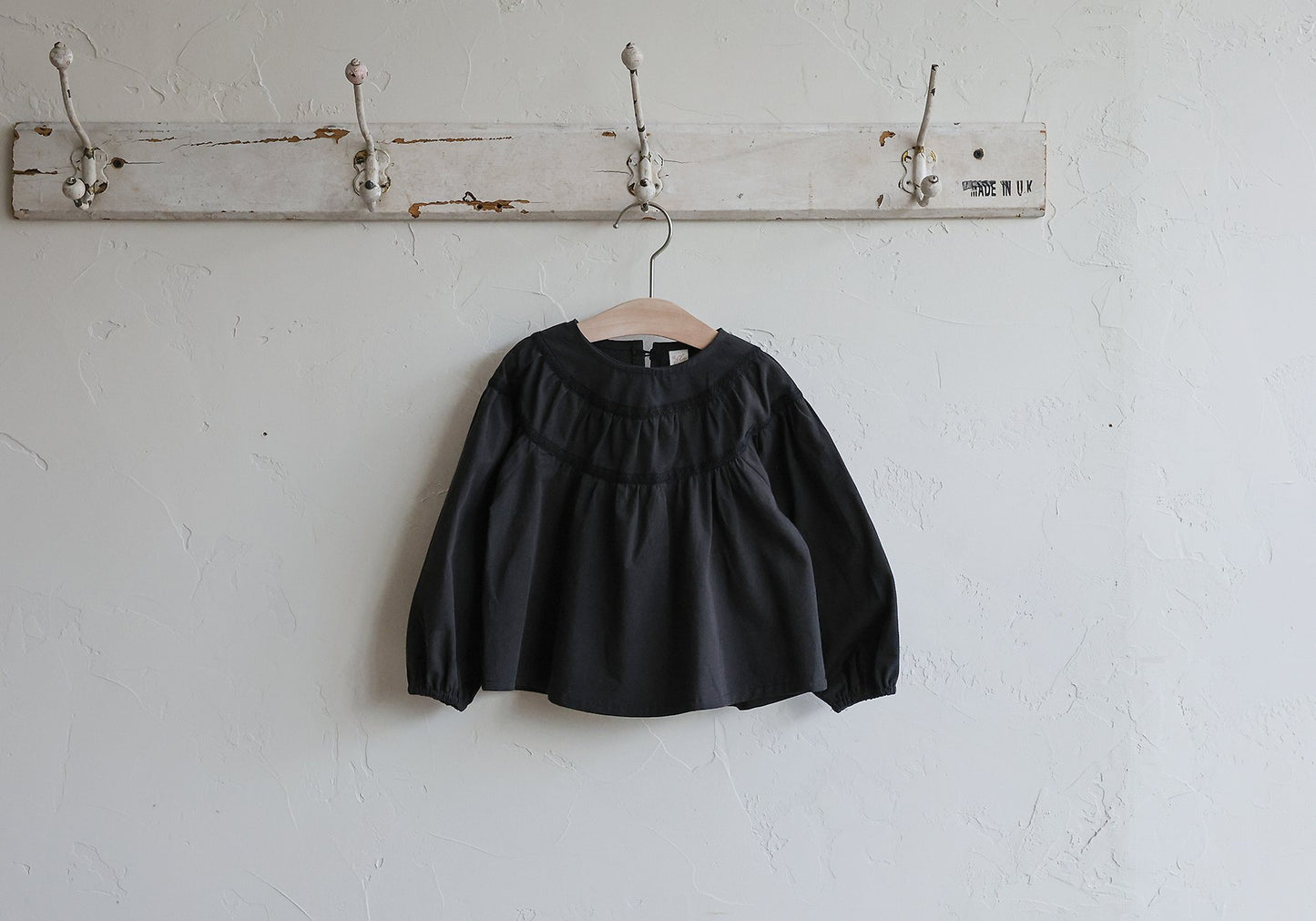 [PRE-ORDER] Devon Blouse (Mom Couple)
