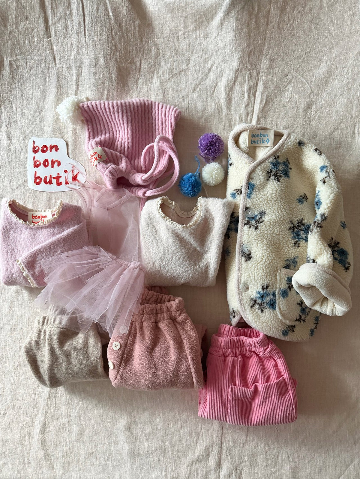 [PRE-ORDER] Pompom Bonnet