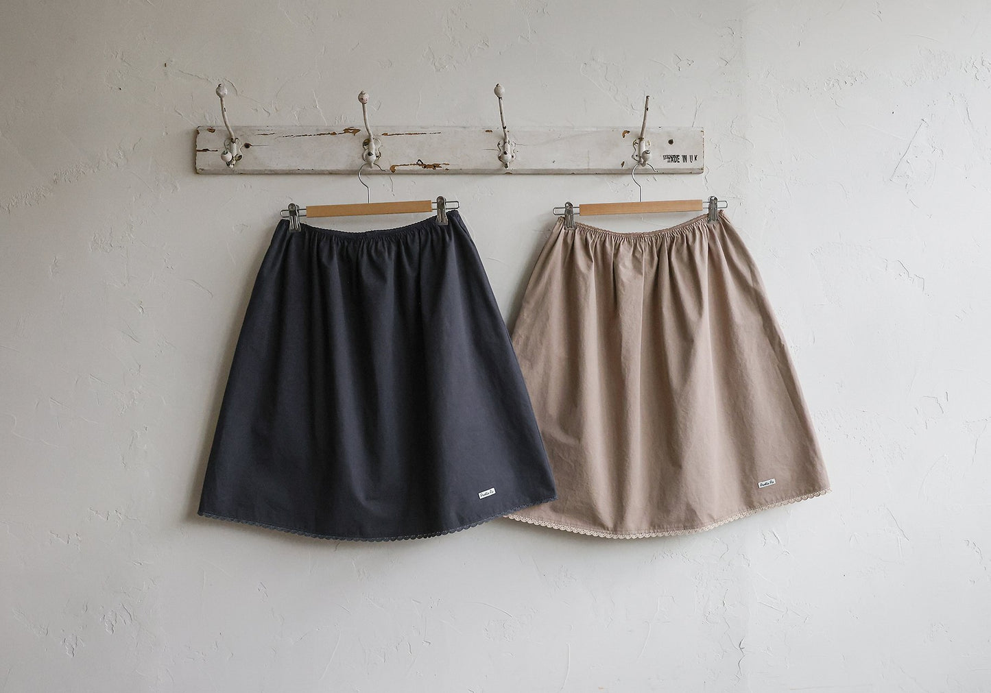 [PRE-ORDER] Sien Skirts (Mom Couple)