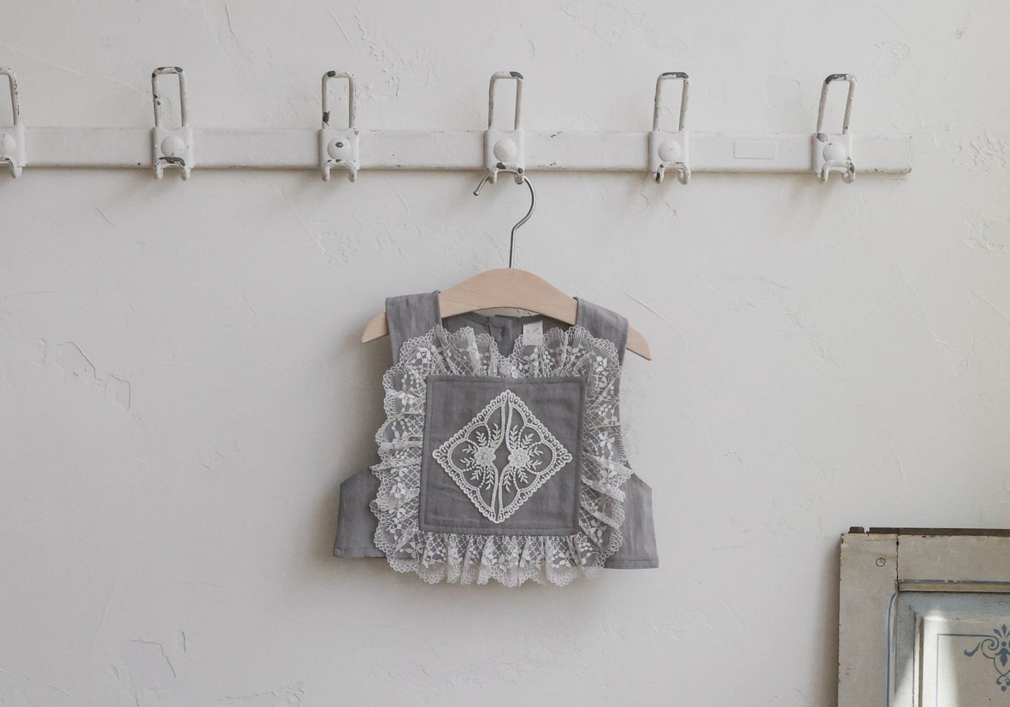 [PRE-ORDER] May Vest
