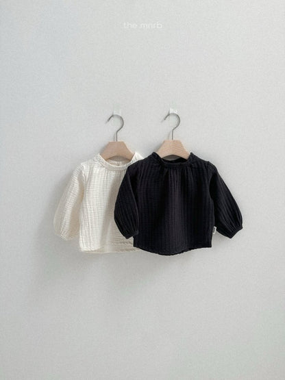 [PRE-ORDER] Ruffle Blouse