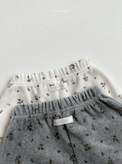 [PRE-ORDER] Flower Shorts