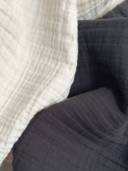 [PRE-ORDER] Ruffle Blouse