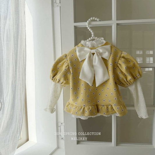 [PRE-ORDER] Daisy Frill T-Shirts