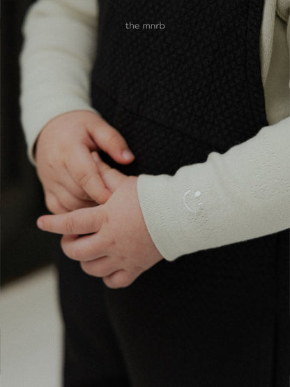 [PRE-ORDER] Smile T-Shirts