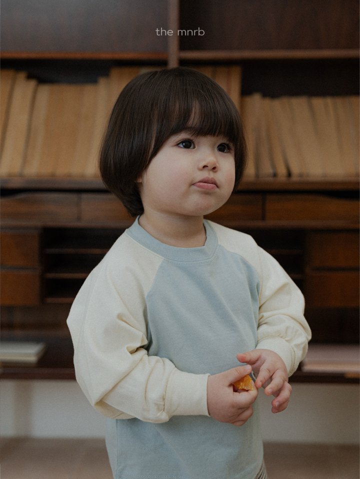 [PRE-ORDER] Cozy Raglan T-Shirts