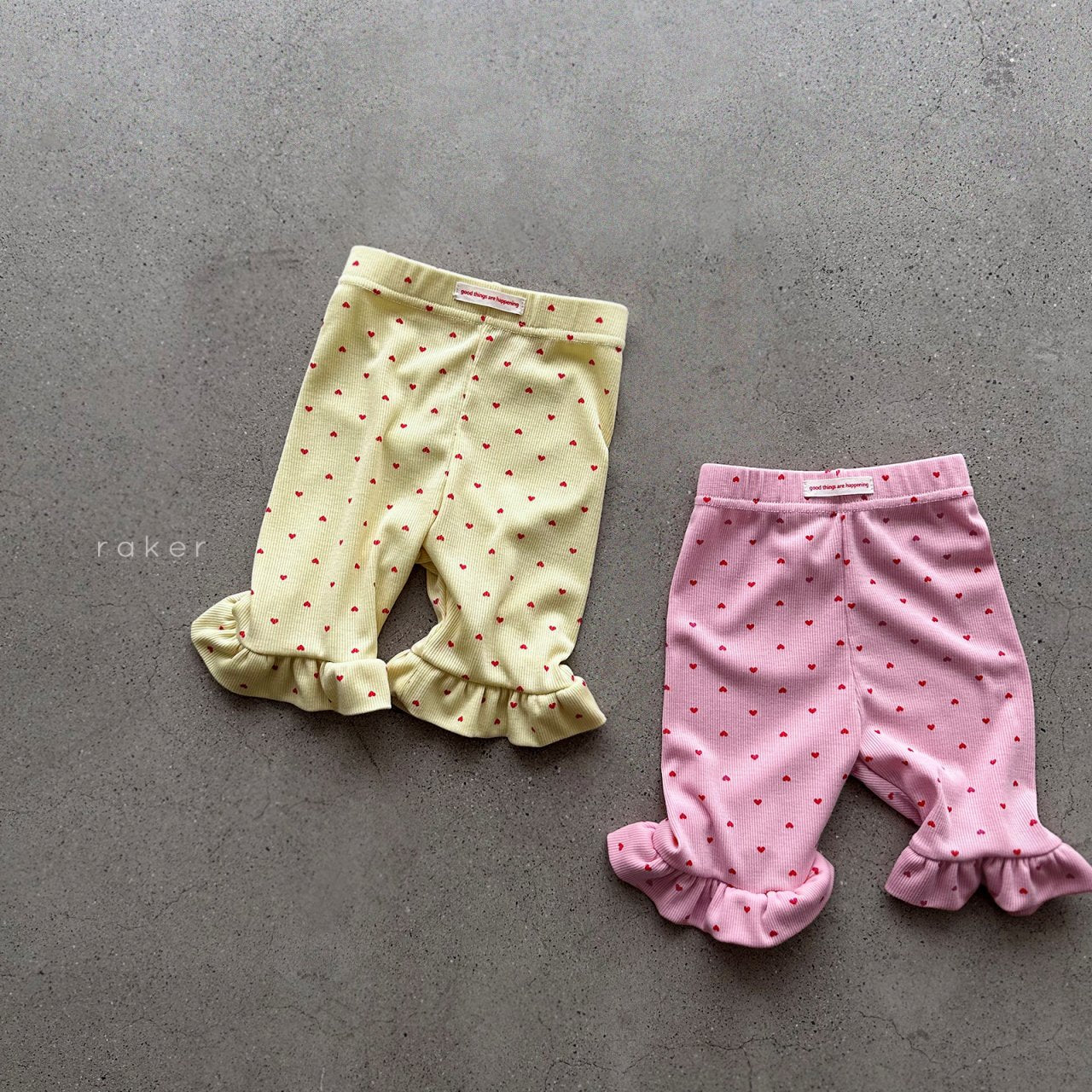 [PRE-ORDER] Heart Frill Leggings