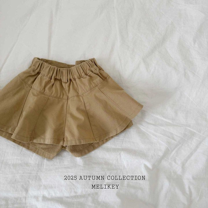 [PRE-ORDER] Lila Line Shorts
