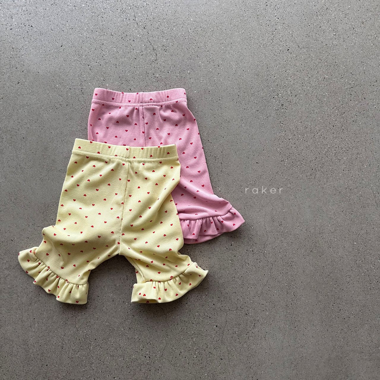 [PRE-ORDER] Heart Frill Leggings