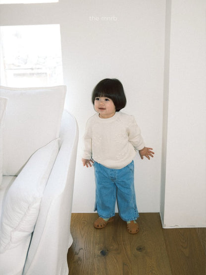 [PRE-ORDER] Love Eyelet Sweater Top