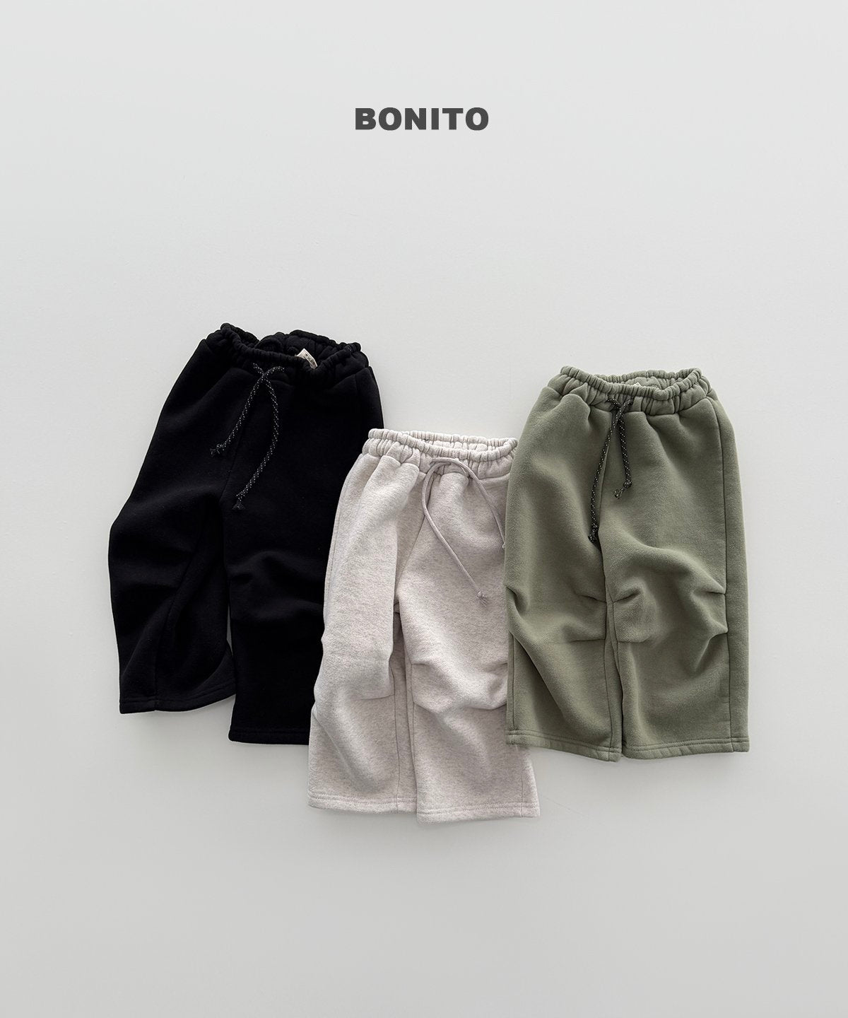[PRE-ORDER] Knee Tuck Pants