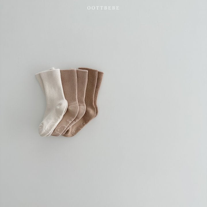 [PRE-ORDER] Rainbow Socks Set