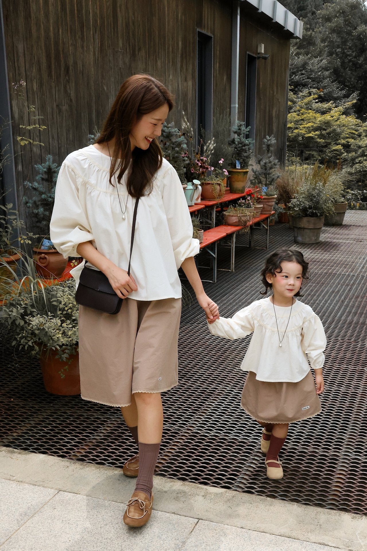 [PRE-ORDER] Devon Blouse (Mom Couple)