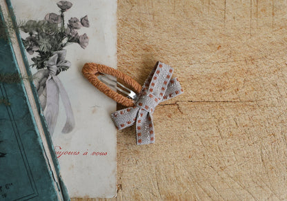 [PRE-ORDER] Canele Snap Hair Pin