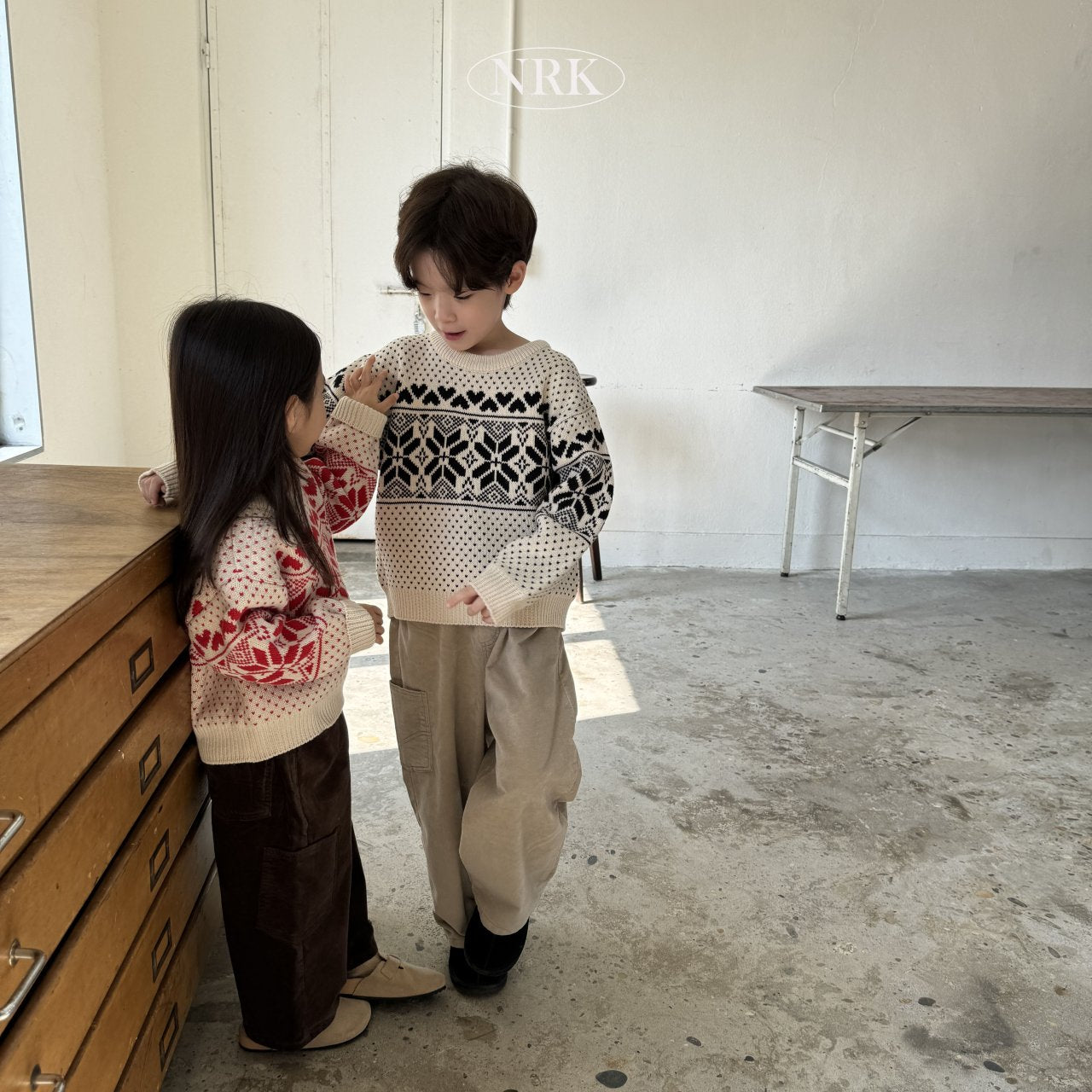 [PRE-ORDER] Heart Sweater Top