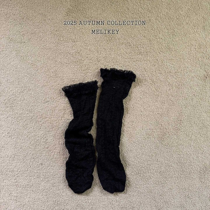 [PRE-ORDER] Awesome Lace Socks