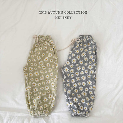 [PRE-ORDER] Daisy Jogger Pants