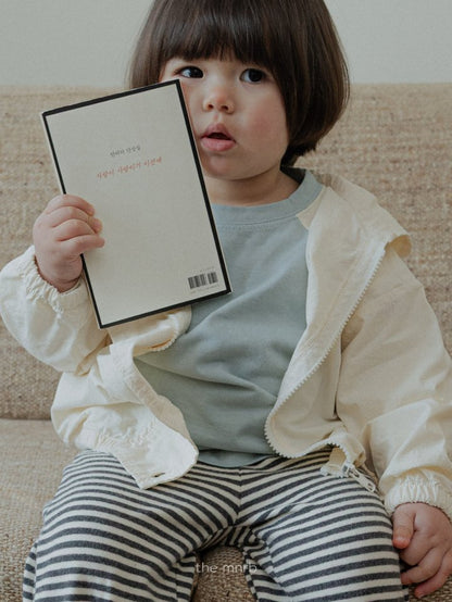 [PRE-ORDER] Cozy Raglan T-Shirts