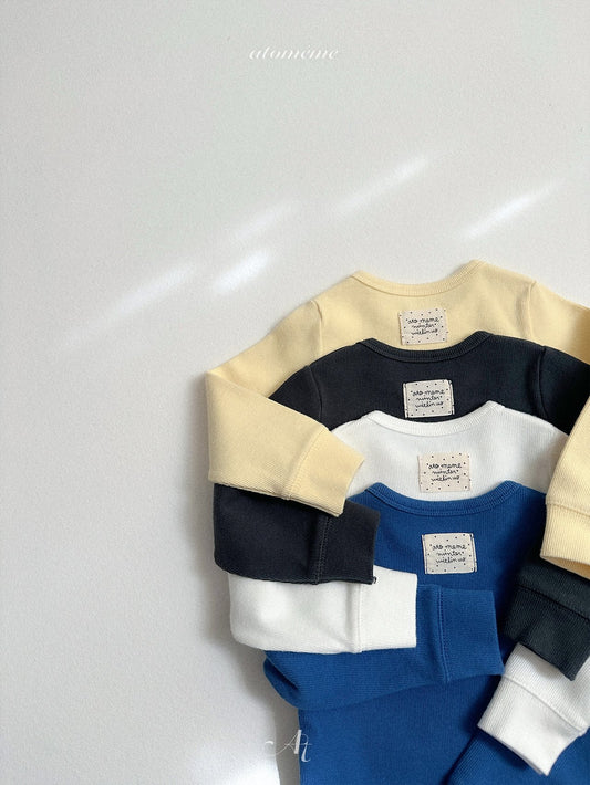 [PRE-ORDER] Cream T-Shirts